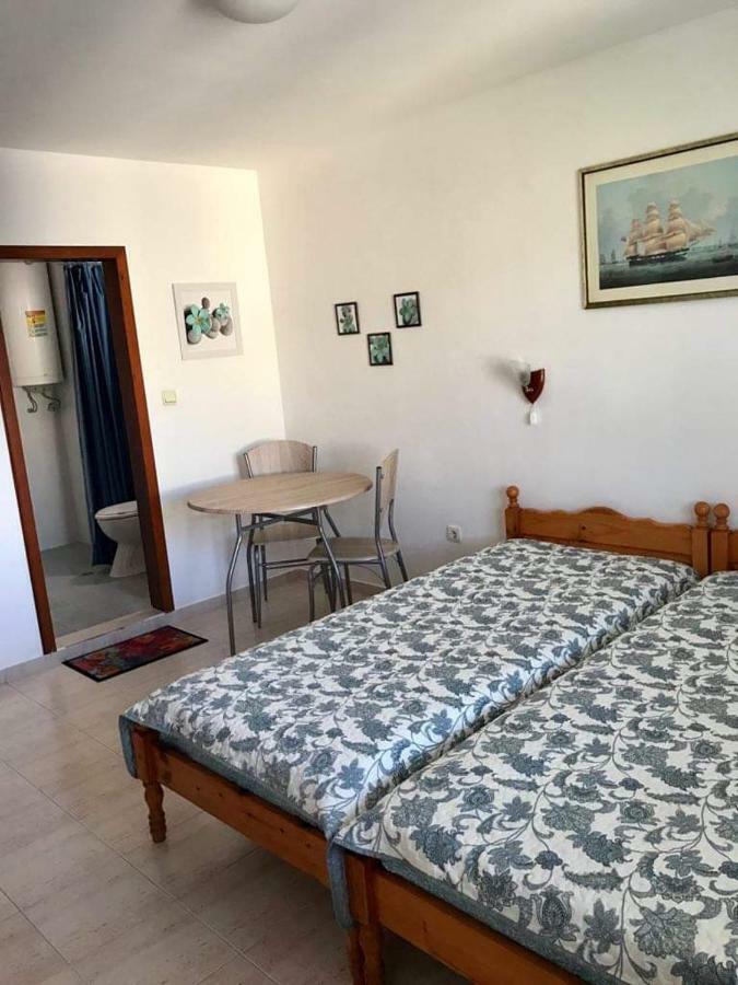 Студиа Мансарда Ненови Πομόριε Εξωτερικό φωτογραφία